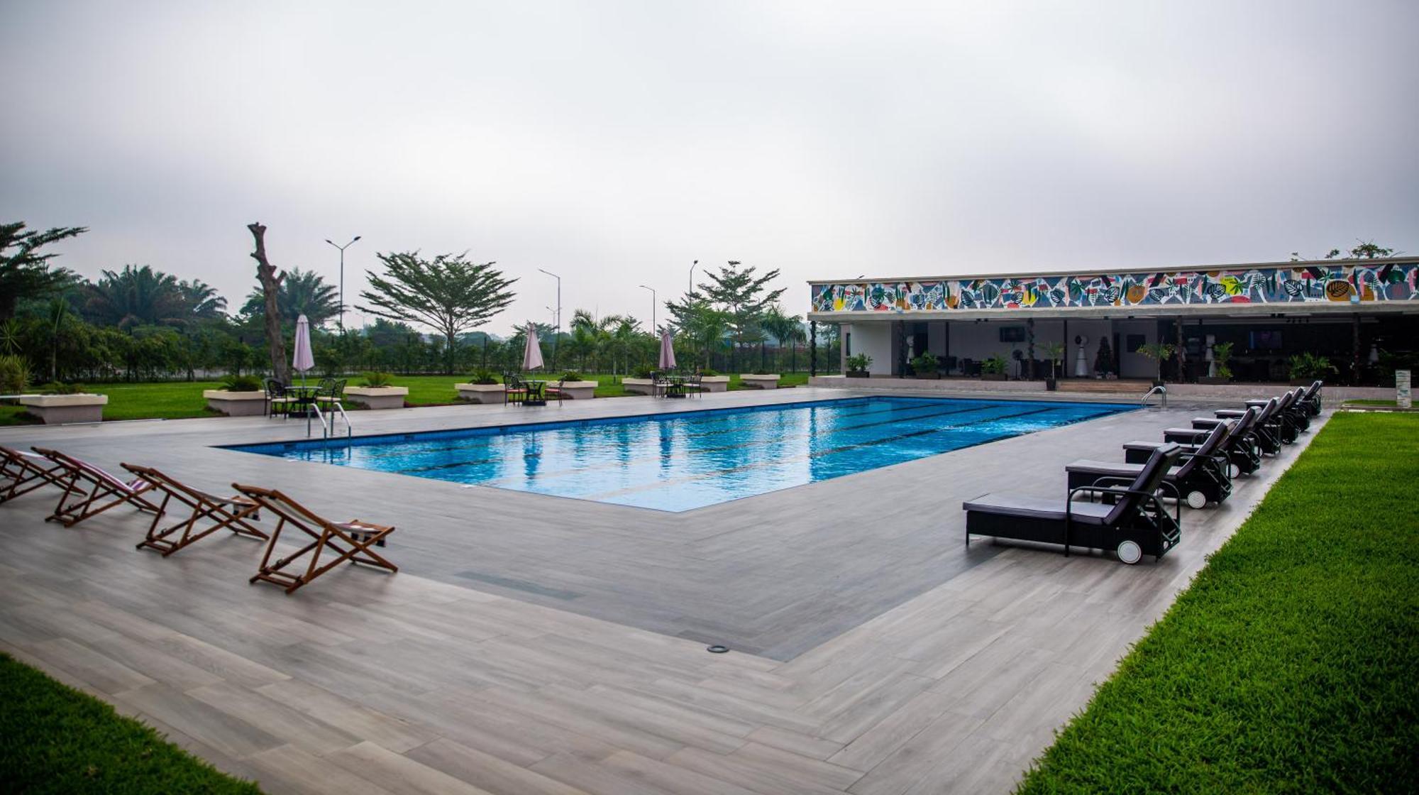 Lakowe Lakes Hotel, Golf And Country Estate By Newmark Lagos Exterior foto